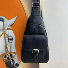 Picture of Louis Vuitton Mens Bags _SKUfw221783874fw